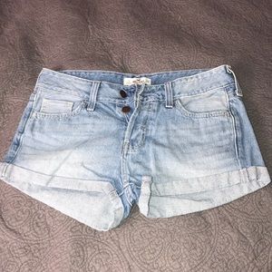 Women’s jean hollister shorts